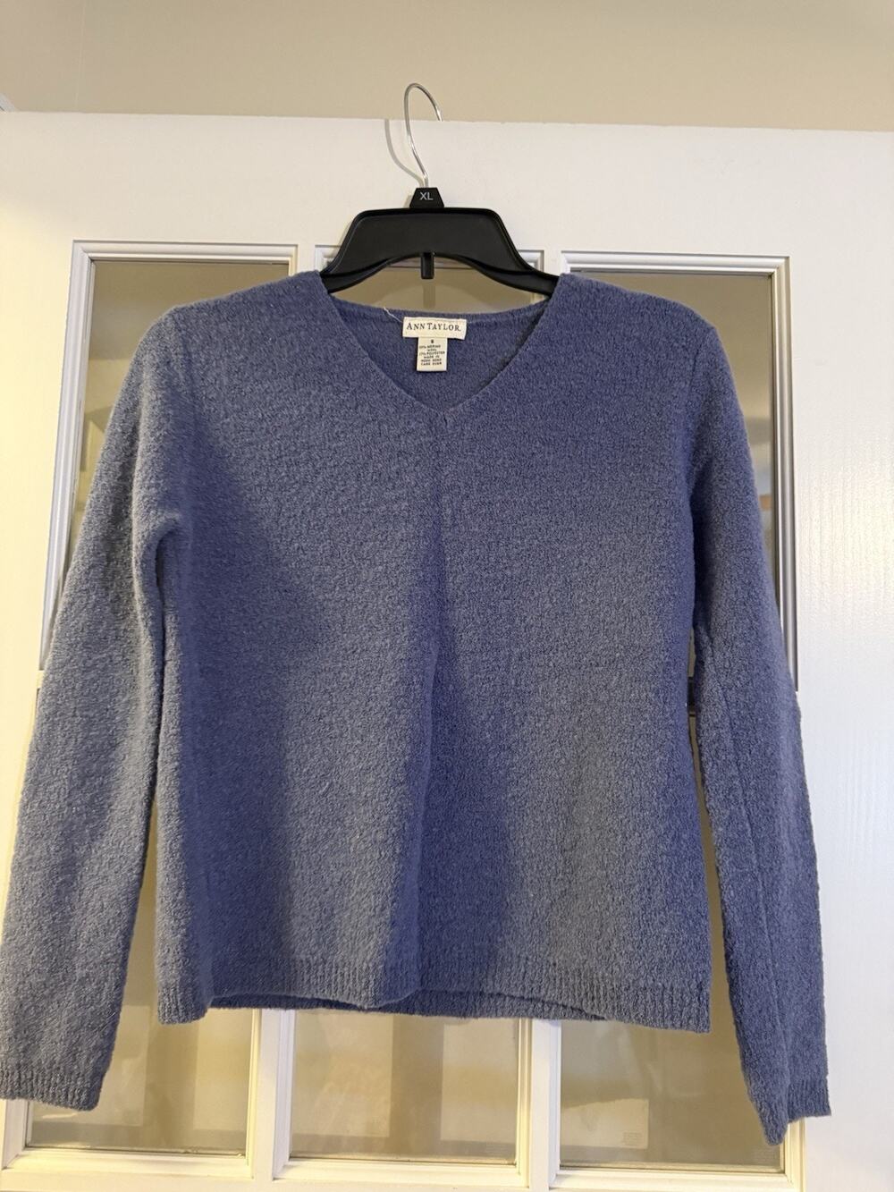 Ann Taylor VTG Wool blue Sweater Long Sleeve V neck Small